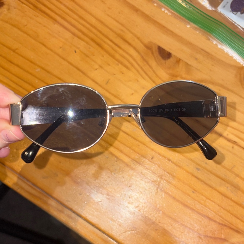Trendy House of Harlow Sunglasses🔥